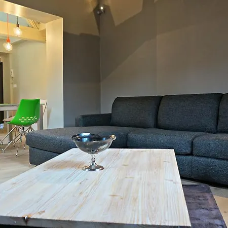 דירה Little - Simone *