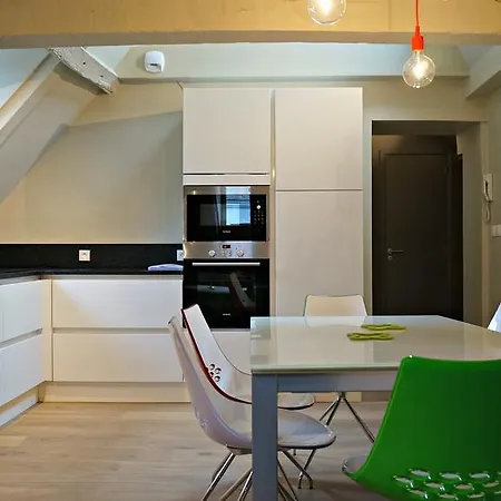 Little - Simone Apartment